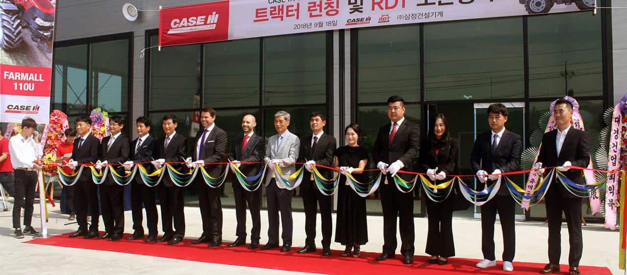 Case IH extends its dealership for South Korea and unveils two new tractors